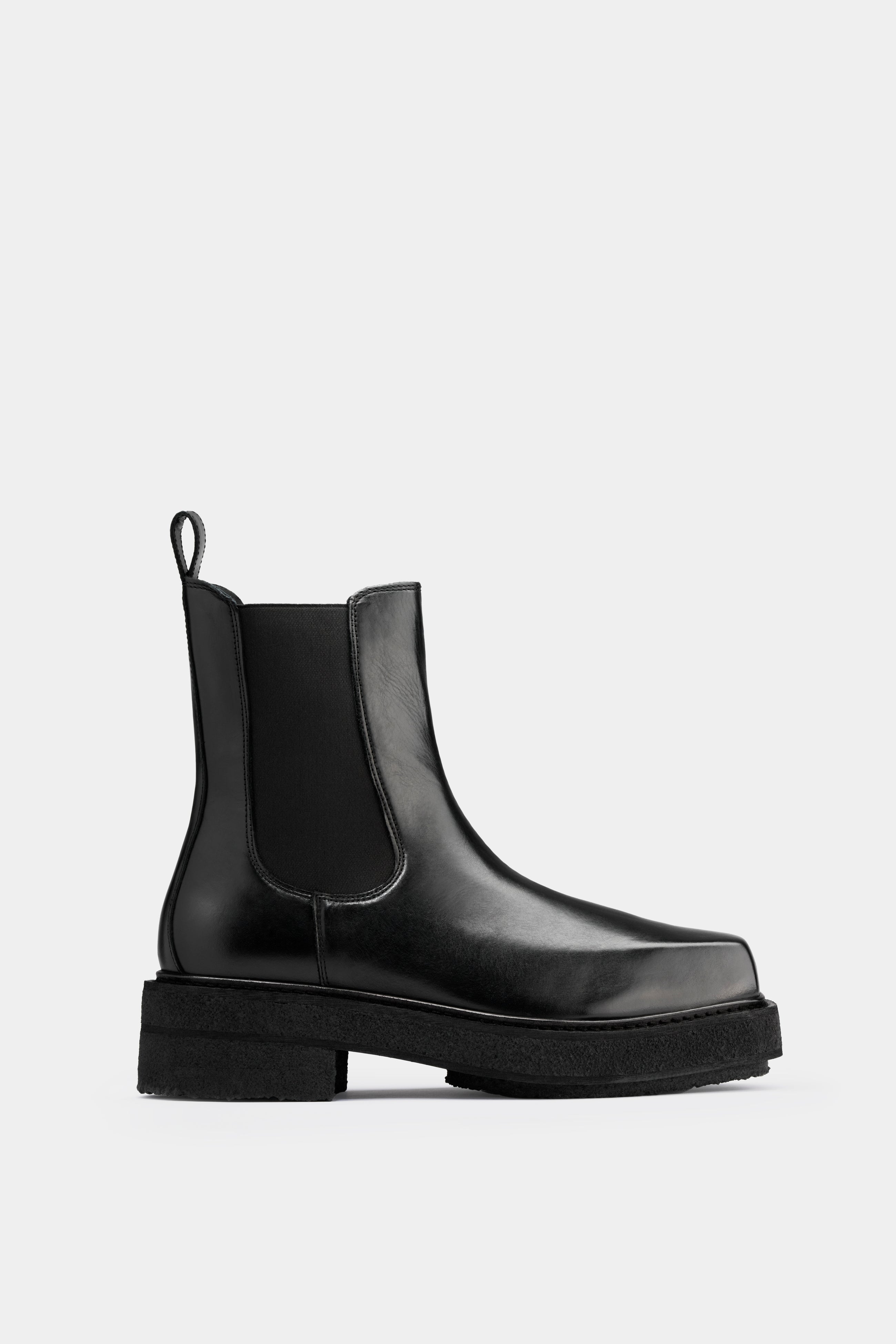Ortega II Black Leather