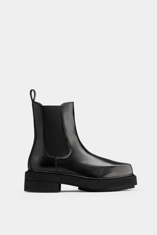 Ortega II Black Leather