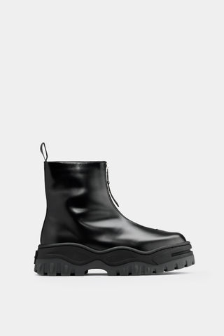 Raven II Black Leather
