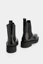 Ortega II Black Leather