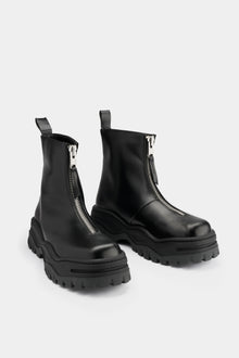 Raven II Black Leather