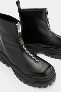Raven II Black Leather
