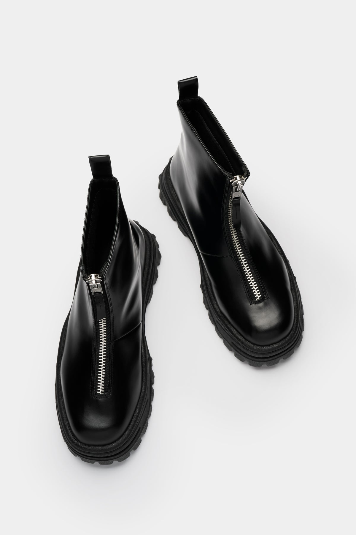 Raven II Black Leather