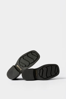 Savoy CT Black Leather