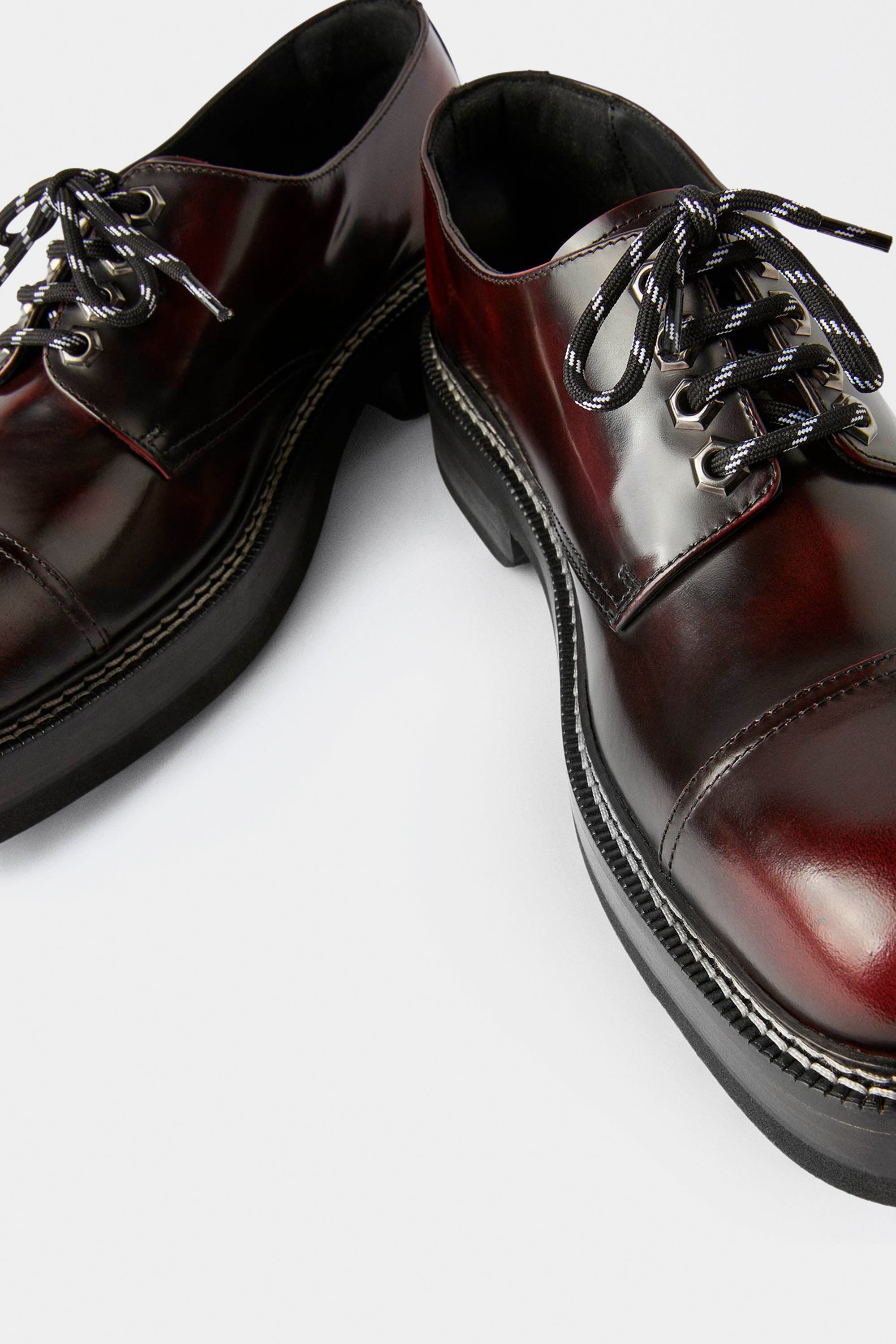 Savoy CT Oxblood Leather