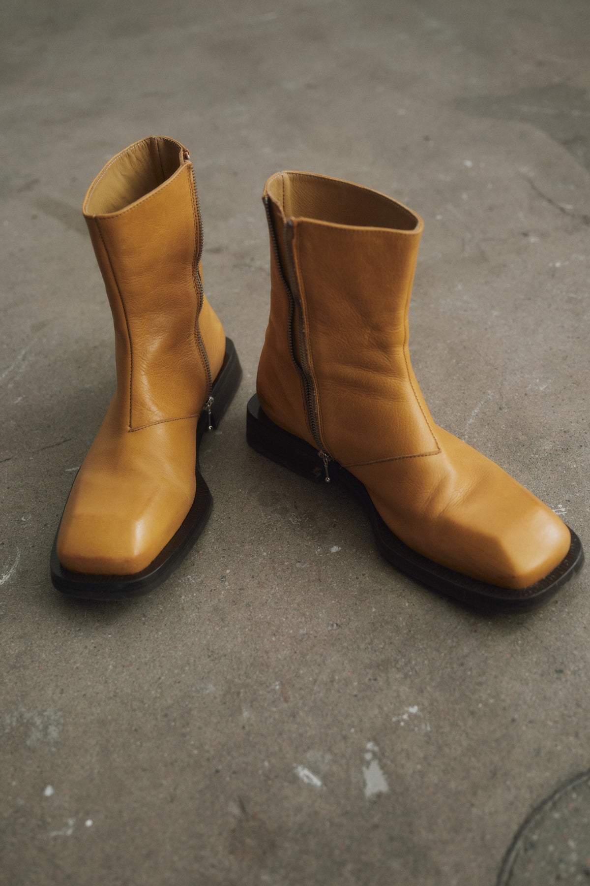 Piston Tan Leather