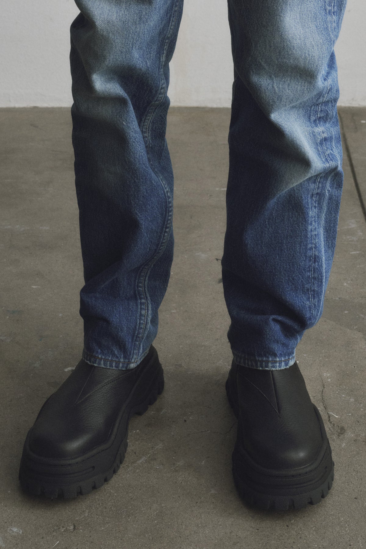 Tempest Black Leather