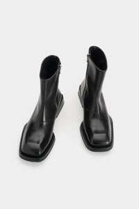 Piston Black Leather