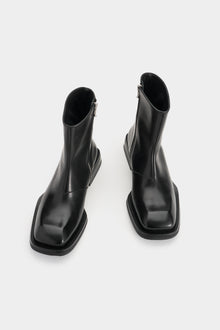 Piston Black Leather