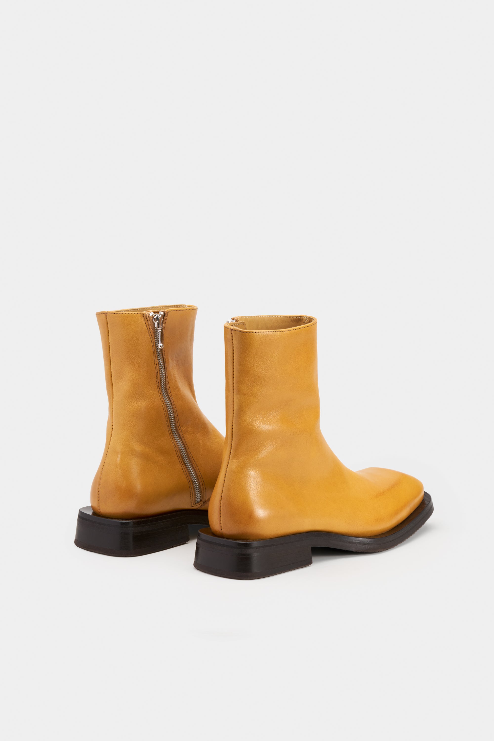 Piston Tan Leather