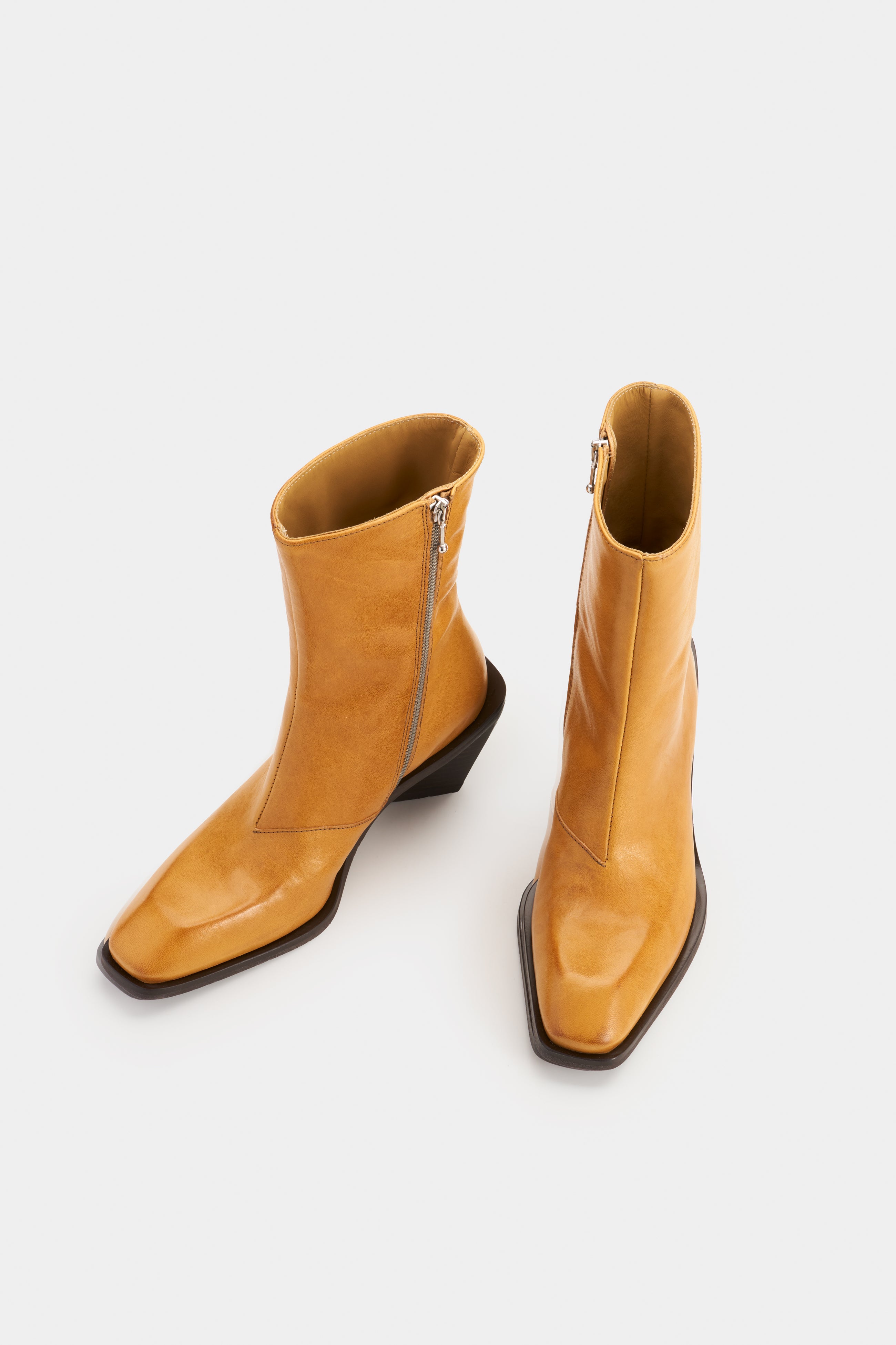 Poem Tan Leather