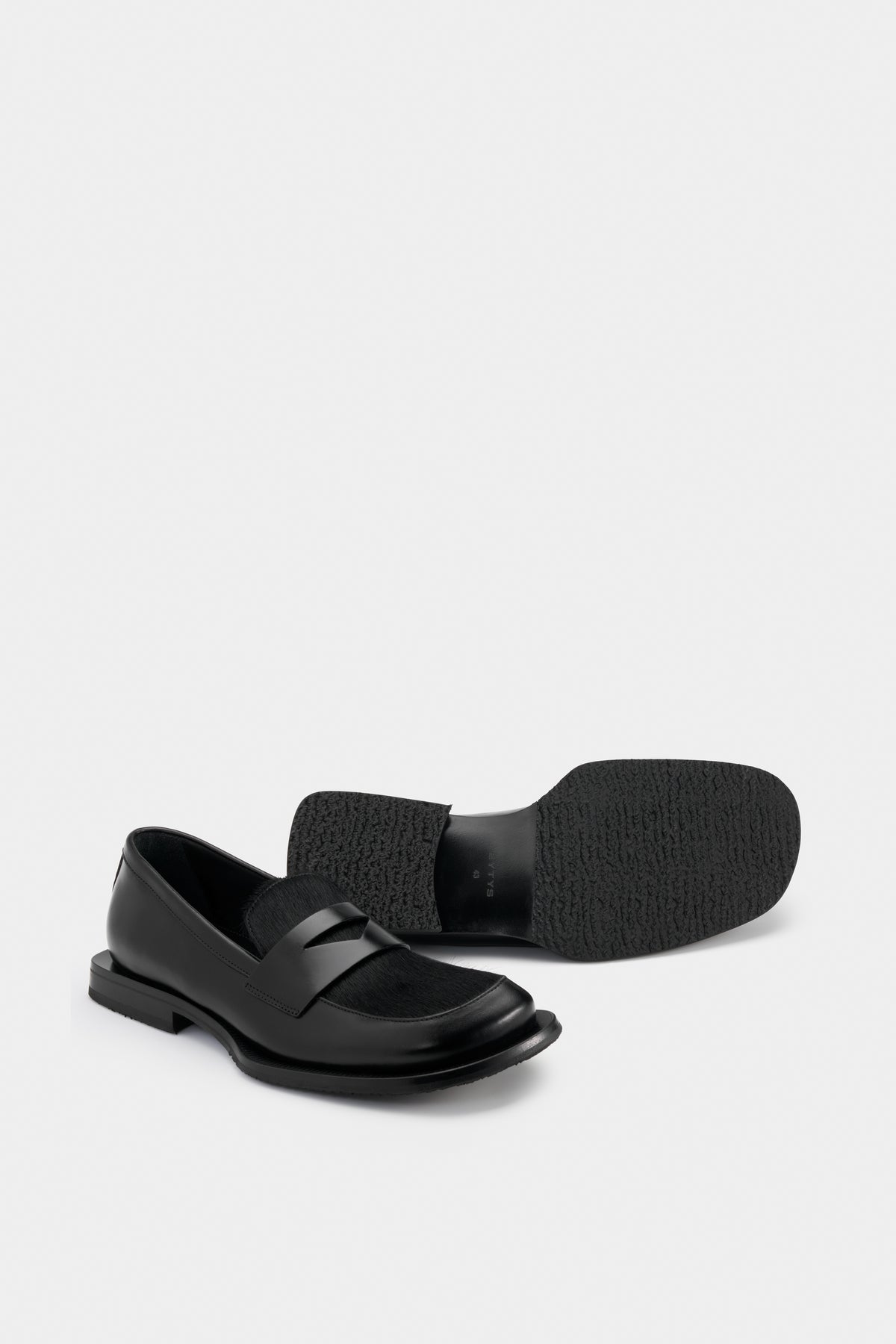 Savant Black Calf-Hair